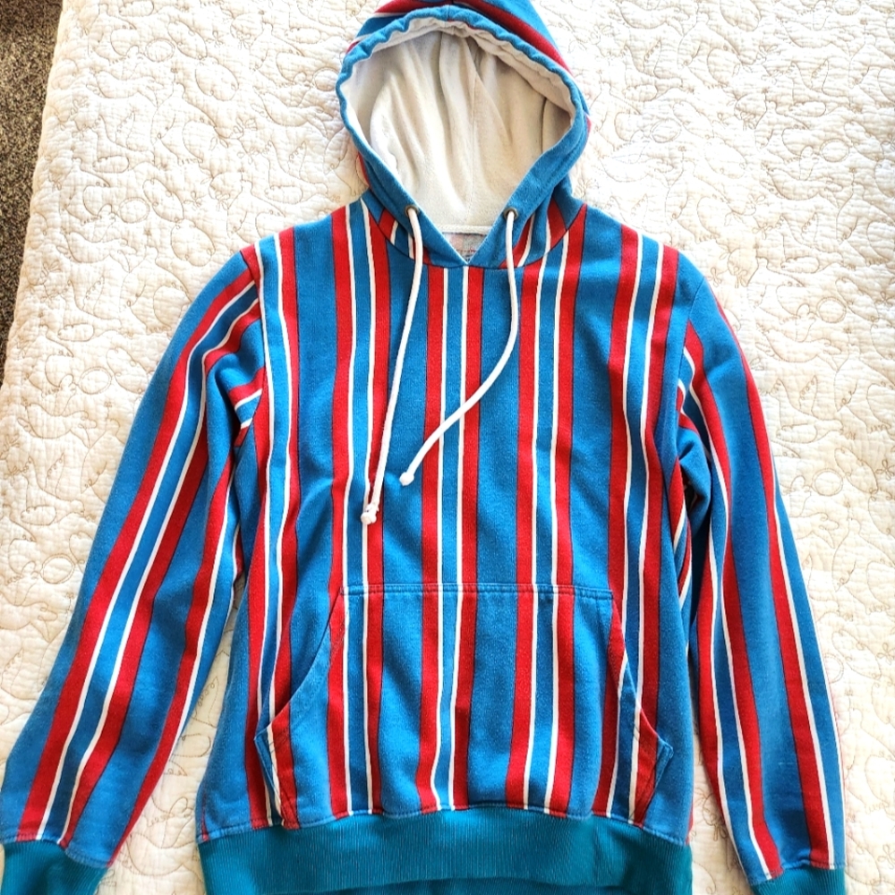 Retro striped hoodie.